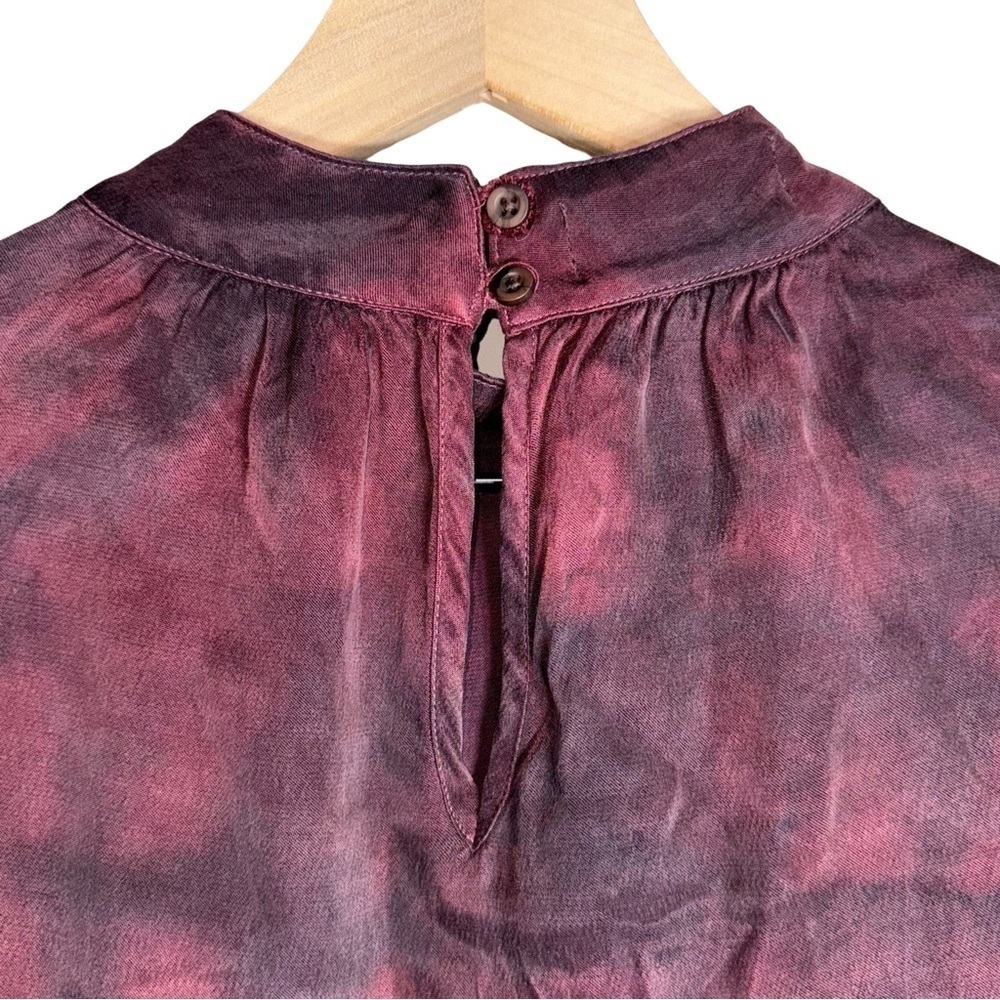 🌟 Cloth & Stone Tie Dye Mock Neck Smocked Cuff Top Size Small - Size S 🌟 - Picture 5 of 7